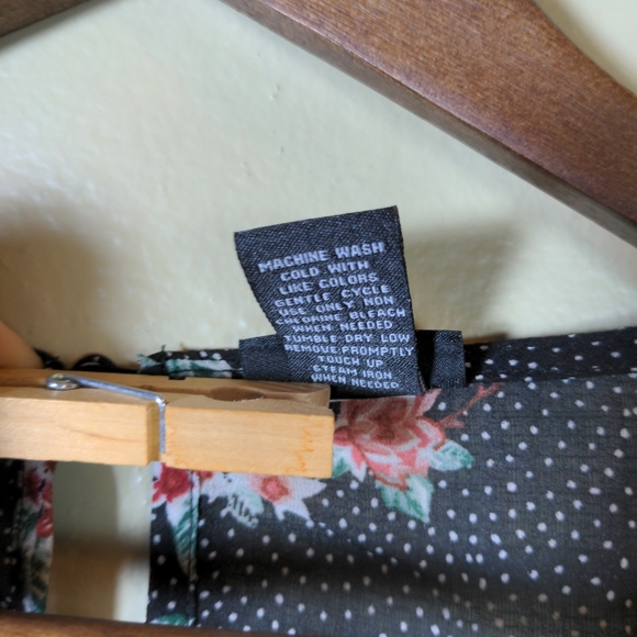 Torrid Black Floral Printed Sheer Blouse - Picture 4 of 8